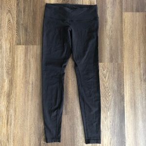 Lululemon black leggings - size 4